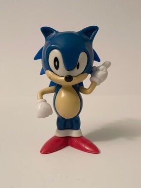 Vintage 1993 SEGA Sonic The Hedgehog PVC Figure Retro Toy Collectible